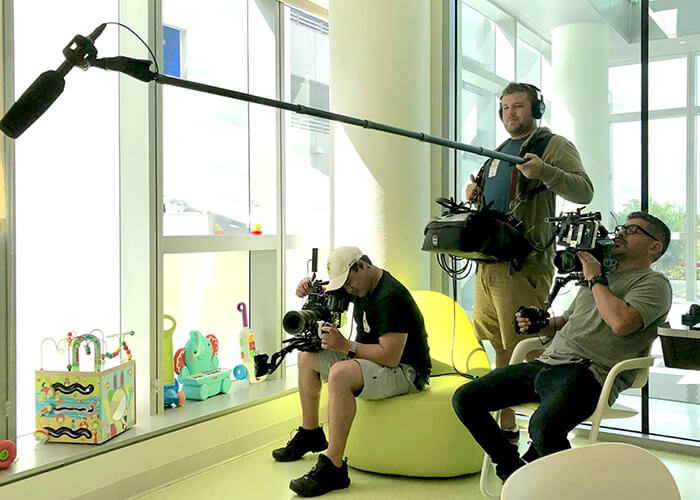 Crew mic o 30-Minute Broadcast Special Case Study