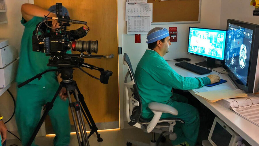 Doctor computer o 30-Minute Broadcast Special Case Study